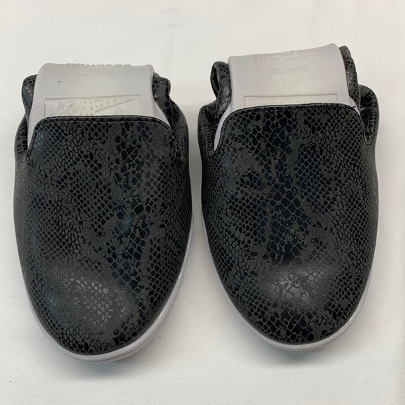 Kruzers by Fit Kicks Foldable Shoes Flats Black Snake Skin Pattern Size Large - Picture 6 of 9